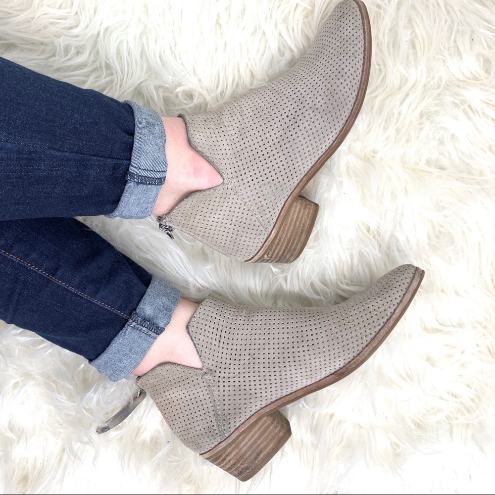 Dolce vita perforated suede booties - Picture 1 of 7